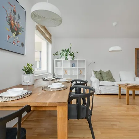 Beautiful In For 4 People By Rent Like 아파트 *