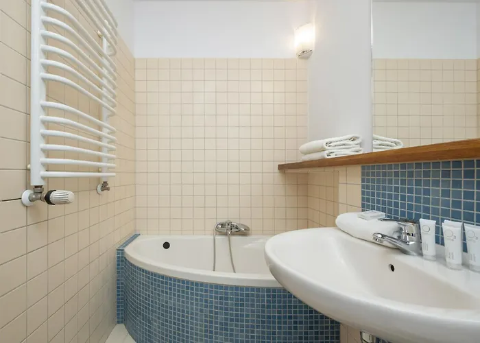 Beautiful In For 4 People By Rent Like Apartment *